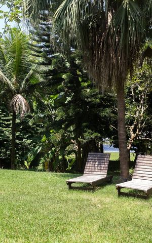 Casa de condomínio à venda com 305m², 6 quartos e 3 vagasQuintal