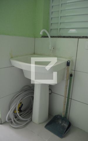 Casa à venda com 110m², 2 quartos e 1 vagaÁrea de Serviço