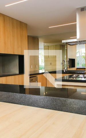 Apartamento à venda com 58m², 2 quartos e 1 vaga Apartamento à venda com 58m², 2 quartos e 1 vagaÁrea comum - Salão de festas