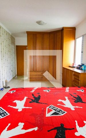 Casa à venda com 350m², 3 quartos e 4 vagasquarto 3 suite