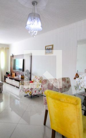 Casa à venda com 350m², 3 quartos e 4 vagassala