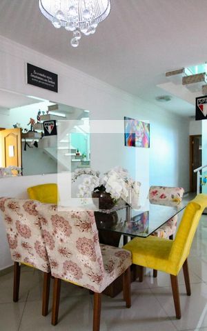 Casa à venda com 350m², 3 quartos e 4 vagassala