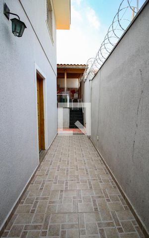 Casa à venda com 350m², 3 quartos e 4 vagasquintal lateral