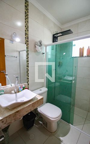 Casa à venda com 350m², 3 quartos e 4 vagasbanheiro quarto 3 suite