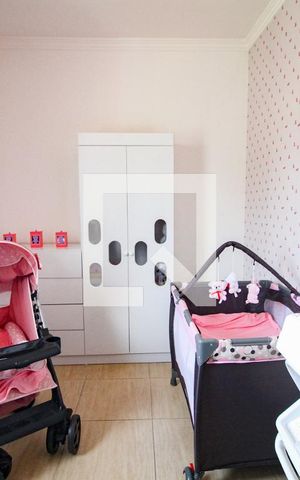 Casa à venda com 350m², 3 quartos e 4 vagasquarto 2