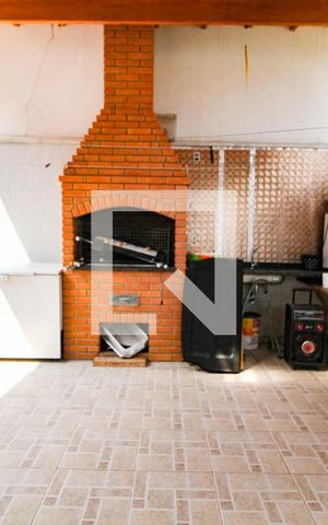 Casa à venda com 350m², 3 quartos e 4 vagasarea churrasqueira