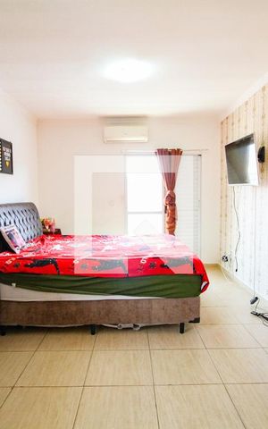 Casa à venda com 350m², 3 quartos e 4 vagasquarto 3 suite