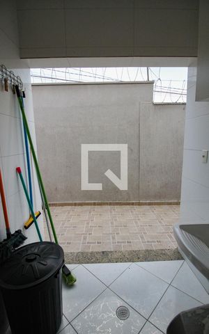 Casa à venda com 350m², 3 quartos e 4 vagasarea de serviço