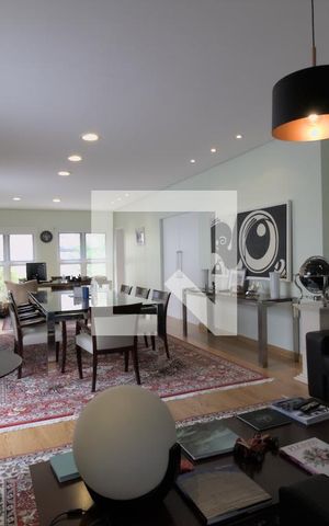 Casa à venda com 350m², 4 quartos e 5 vagas Casa à venda com 350m², 4 quartos e 5 vagasQuarto 4