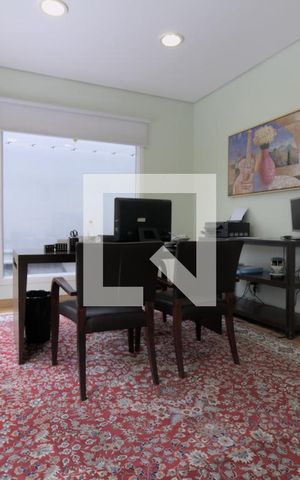 Casa à venda com 350m², 4 quartos e 5 vagas Casa à venda com 350m², 4 quartos e 5 vagasQuarto 3
