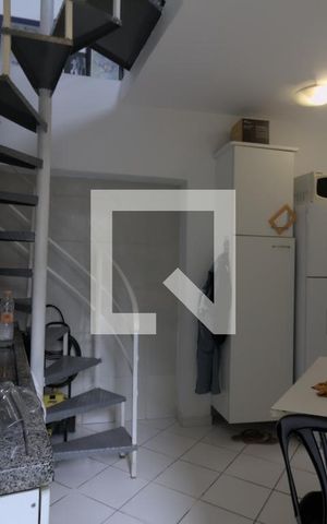 Casa à venda com 350m², 4 quartos e 5 vagas Casa à venda com 350m², 4 quartos e 5 vagasCozinha