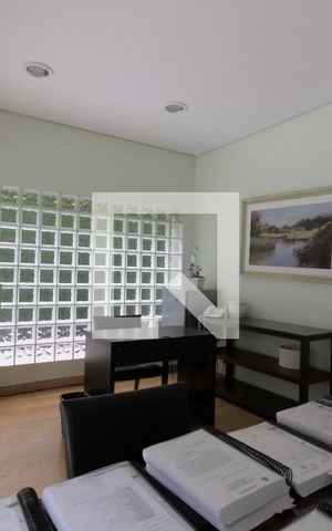 Casa à venda com 350m², 4 quartos e 5 vagas Casa à venda com 350m², 4 quartos e 5 vagasQuarto 1