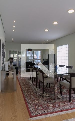 Casa à venda com 350m², 4 quartos e 5 vagas Casa à venda com 350m², 4 quartos e 5 vagasQuarto 4