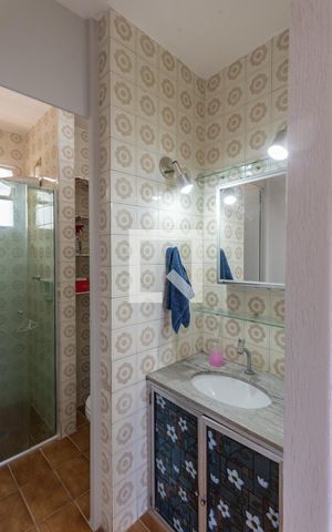 Apartamento à venda com 67m², 3 quartos e 1 vaga Apartamento à venda com 67m², 3 quartos e 1 vagaBanheiro