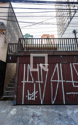 Casa à venda com 300m², 2 quartos e 2 vagas