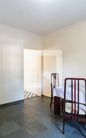 Casa à venda com 300m², 2 quartos e 2 vagas