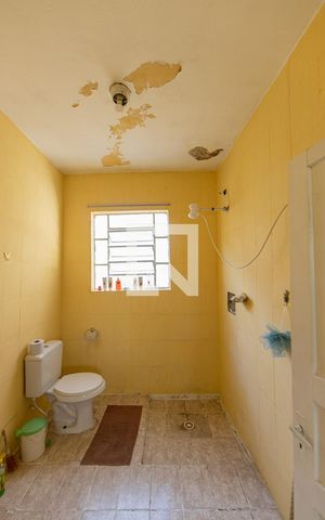 Casa à venda com 150m², 2 quartos e 1 vaga Casa à venda com 150m², 2 quartos e 1 vagaBanheiro Social