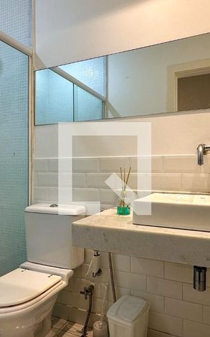 Casa à venda com 800m², 6 quartos e 5 vagas Casa à venda com 800m², 6 quartos e 5 vagasBanheiro da Suíte 1