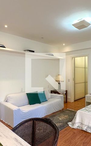 Casa à venda com 800m², 6 quartos e 5 vagas Casa à venda com 800m², 6 quartos e 5 vagasSuíte 6