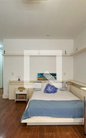 Casa à venda com 800m², 6 quartos e 5 vagas Casa à venda com 800m², 6 quartos e 5 vagasSuíte 3