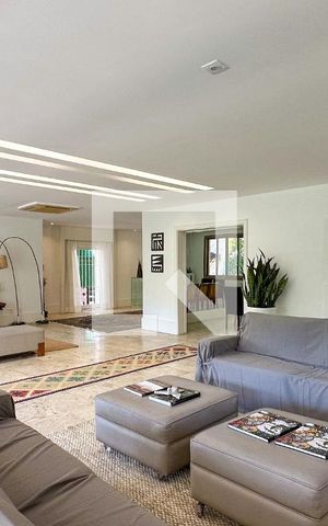 Casa à venda com 800m², 6 quartos e 5 vagas Casa à venda com 800m², 6 quartos e 5 vagasSala 01