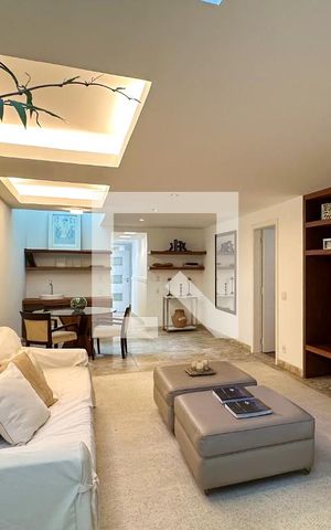 Casa à venda com 800m², 6 quartos e 5 vagas Casa à venda com 800m², 6 quartos e 5 vagasSala 02