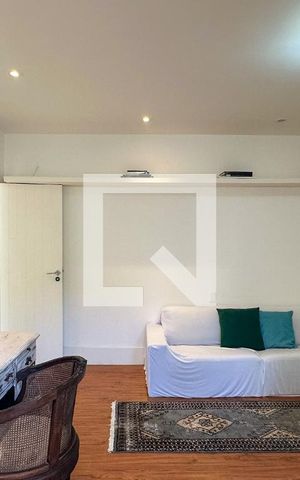 Casa à venda com 800m², 6 quartos e 5 vagas Casa à venda com 800m², 6 quartos e 5 vagasSuíte 6
