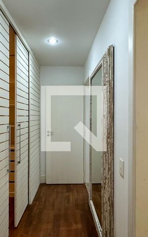Casa à venda com 800m², 6 quartos e 5 vagas Casa à venda com 800m², 6 quartos e 5 vagasSuíte 3