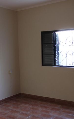 Casa à venda com 185m², 3 quartos e 5 vagas Casa à venda com 185m², 3 quartos e 5 vagasQuarto 2
