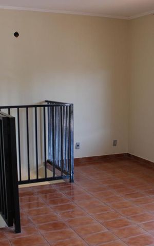 Casa à venda com 185m², 3 quartos e 5 vagas Casa à venda com 185m², 3 quartos e 5 vagasSala 2