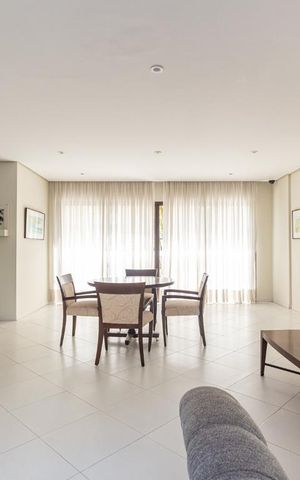 Apartamento para alugar com 233m², 4 quartos e 4 vagas Apartamento para alugar com 233m², 4 quartos e 4 vagasÁrea comum - Salão de festas