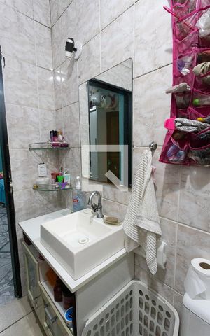 Casa à venda com 360m², 3 quartos e 2 vagas Casa à venda com 360m², 3 quartos e 2 vagasBanheiro quarto 2 - suite