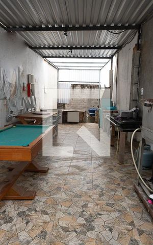 Casa à venda com 360m², 3 quartos e 2 vagas Casa à venda com 360m², 3 quartos e 2 vagas3o. Piso Salão / lavanderia