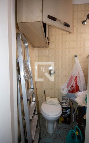 Apartamento à venda com 95m², 2 quartos e 1 vaga Apartamento à venda com 95m², 2 quartos e 1 vagaBanheiro de Serviço