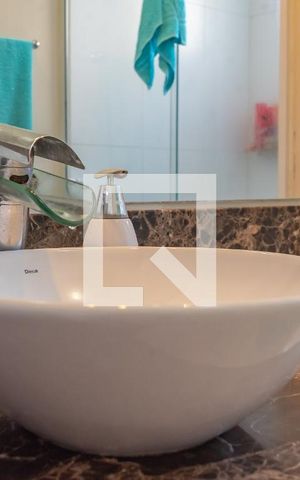 Apartamento à venda com 48m², 2 quartos e 1 vaga Apartamento à venda com 48m², 2 quartos e 1 vagaBanheiro