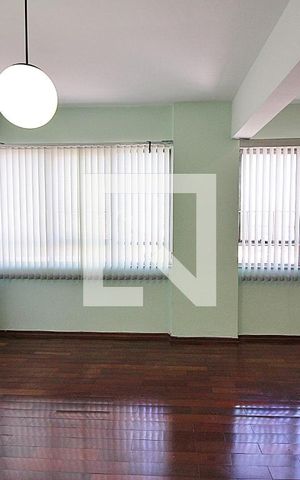 Apartamento à venda com 90m², 3 quartos e 1 vagaSala