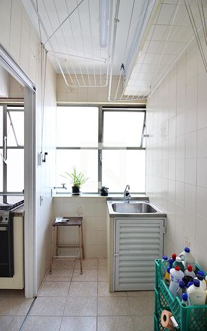 Apartamento à venda com 90m², 3 quartos e 1 vagaÁrea de Serviço