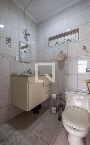 Apartamento à venda com 31m², 1 quarto e 1 vaga Apartamento à venda com 31m², 1 quarto e 1 vagaBanheiro