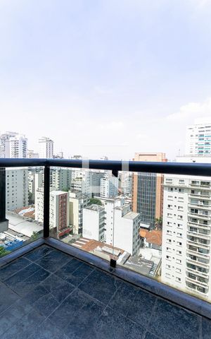Apartamento à venda com 82m², 1 quarto e 1 vaga Apartamento à venda com 82m², 1 quarto e 1 vagaVaranda