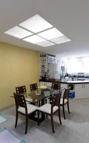 Casa à venda com 230m², 3 quartos e 1 vaga Casa à venda com 230m², 3 quartos e 1 vagaCozinha