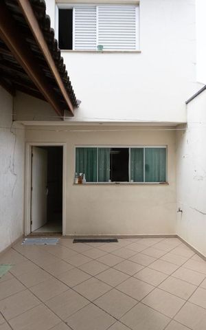 Casa à venda com 230m², 3 quartos e 1 vaga Casa à venda com 230m², 3 quartos e 1 vagaÁrea Externa