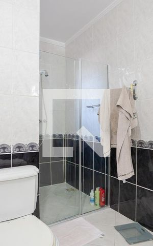 Casa à venda com 252m², 4 quartos e 2 vagas Casa à venda com 252m², 4 quartos e 2 vagasBanheiro da Suíte