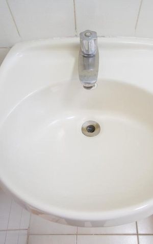 Apartamento para alugar com 54m², 2 quartos e 1 vagaDetalhe Banheiro