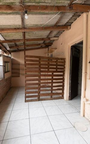 Casa à venda com 250m², 6 quartos e 4 vagasVaranda