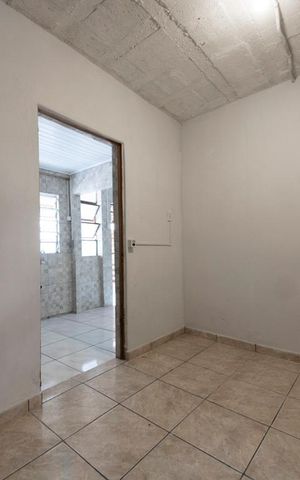 Casa à venda com 250m², 6 quartos e 4 vagasSala 2