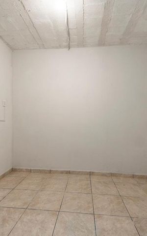 Casa à venda com 250m², 6 quartos e 4 vagasSala 2
