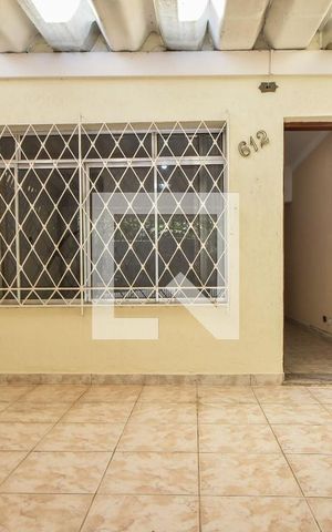 Casa para alugar com 250m², 2 quartos e 2 vagasGaragem
