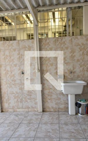 Casa para alugar com 250m², 2 quartos e 2 vagasLavanderia