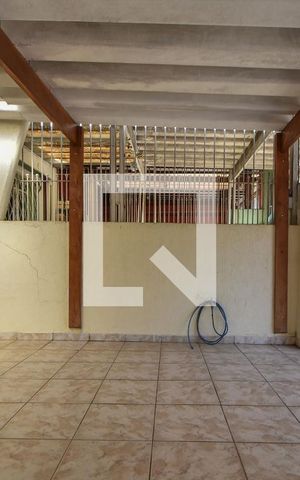 Casa para alugar com 250m², 2 quartos e 2 vagasGaragem