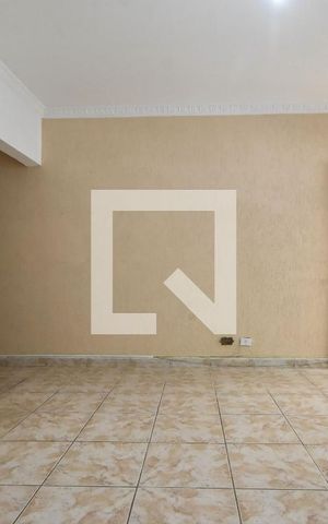 Casa para alugar com 250m², 2 quartos e 2 vagasSala